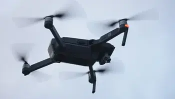 drone-air-flight-helicopter-rotorcraft-aircraft-1435931-pxhere.com (1).webp