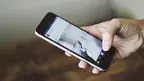 smartphone-hand-man-technology-phone-telephone-660056-pxhere.com.webp