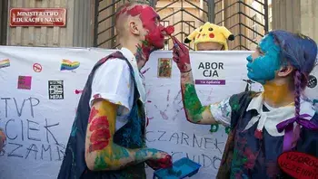 Protest przed MEN 2021.webp