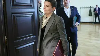 mid-26a13275.webp