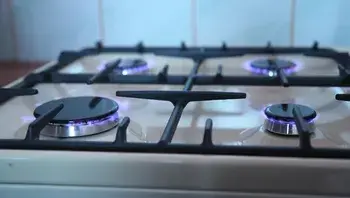 bou_dee-gas-stove-2728100_1920.webp