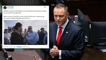 Tweet i polityk w sejmowej sali.webp