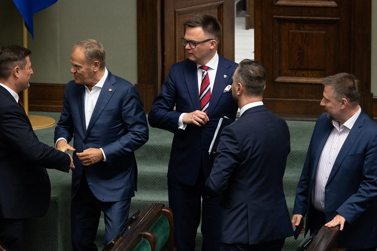 Tusk brutalnie ogra Hołownię? Te słowa mogą zaboleć