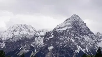 jhenning-mountains-7480902_1920.webp