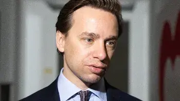 AWIK8887 (1).webp
