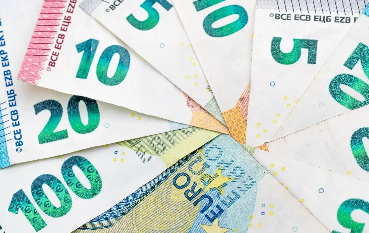 Rząd Magyara pcha Węgry do strefy euro!