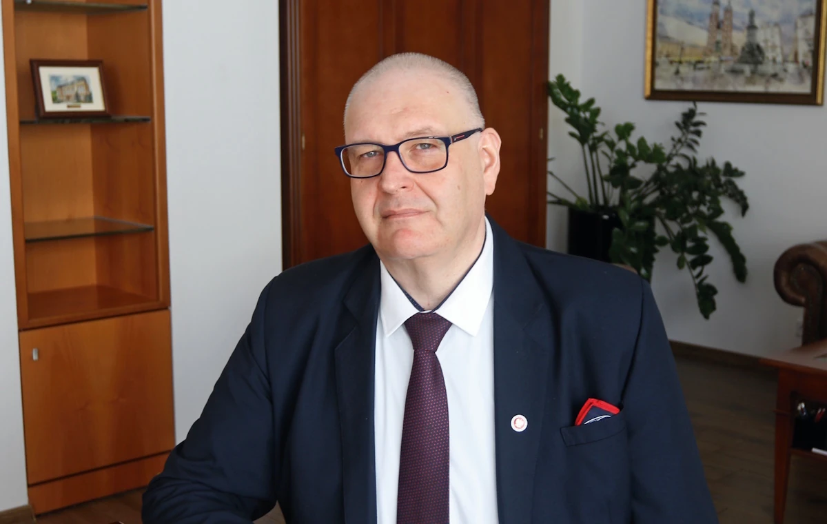 Przejęli stronę TK! "Zawieszono" prezesa Święczkowskiego