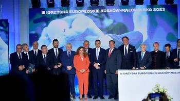 1c97043635574f81bd62798149cfc8f9.webp