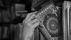 joko_narimo-al-quran-7741928_1920.webp