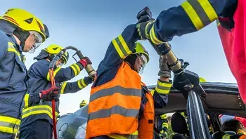 kollinger-fire-fighters-8734971_1920.webp