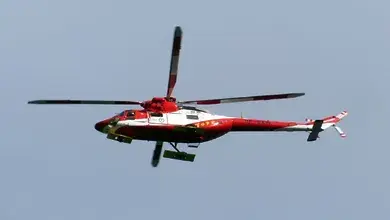 TOPR_śmigłowiec_na_Tatrami (1).webp