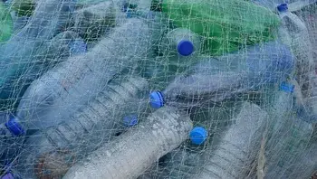 matthewgollop-fishing-net-388679_1920.webp