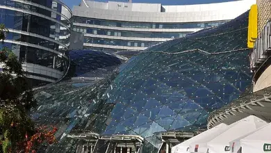 Złote_Tarasy_w_Warszawie.webp